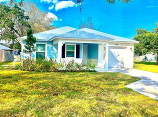 893 NW 12th Ter, Stuart, FL 34994