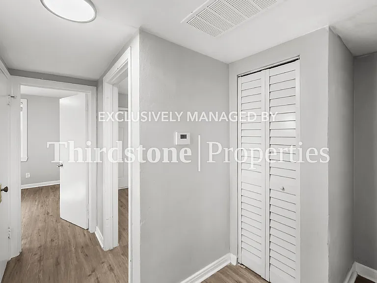 5204 Astral St — Photo 16
