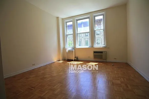 Rented by Mason Group LLC | media 11