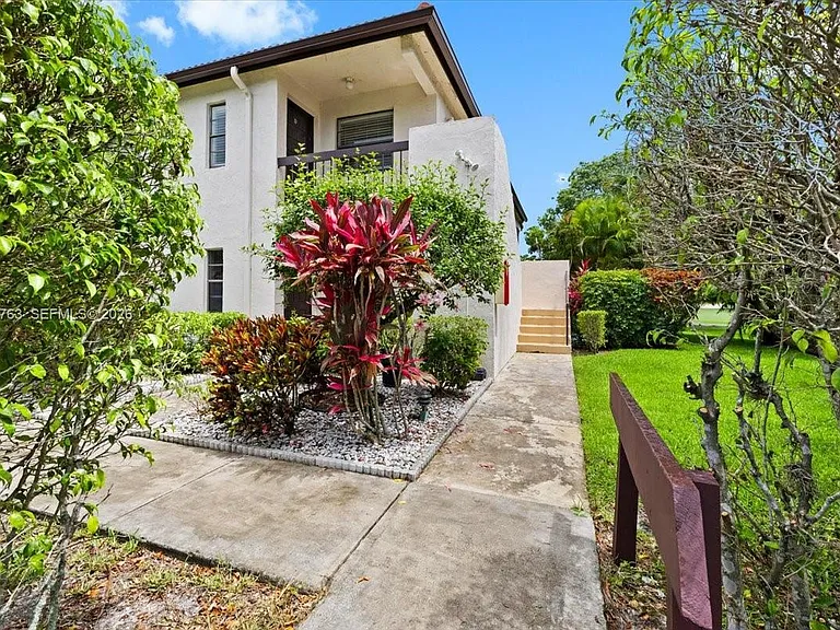 7944 Eastlake Dr #D — Photo 3