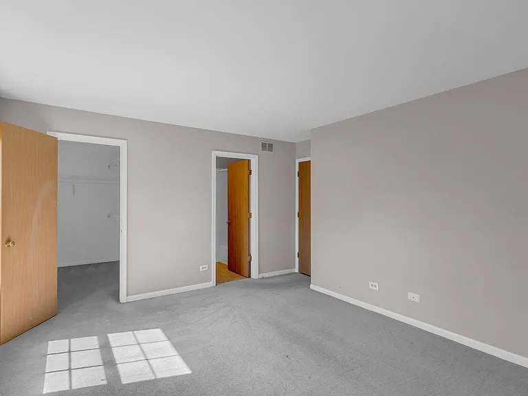 1214 Ballantrae Pl #E — Photo 15