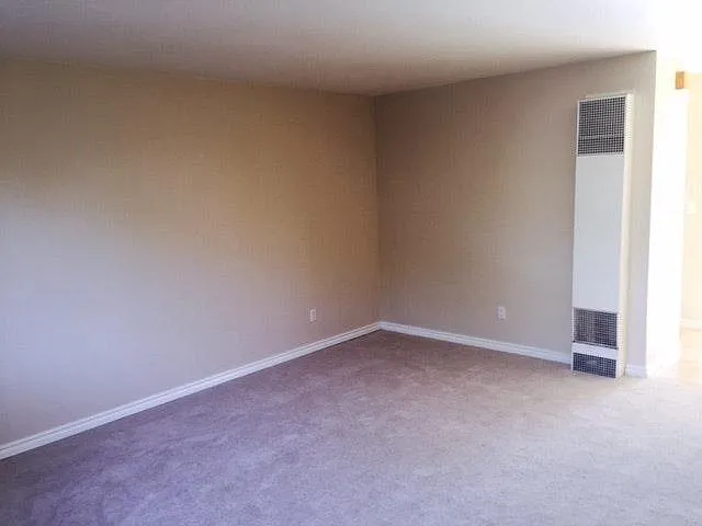 7555 Sunset Way #18 — Photo 8