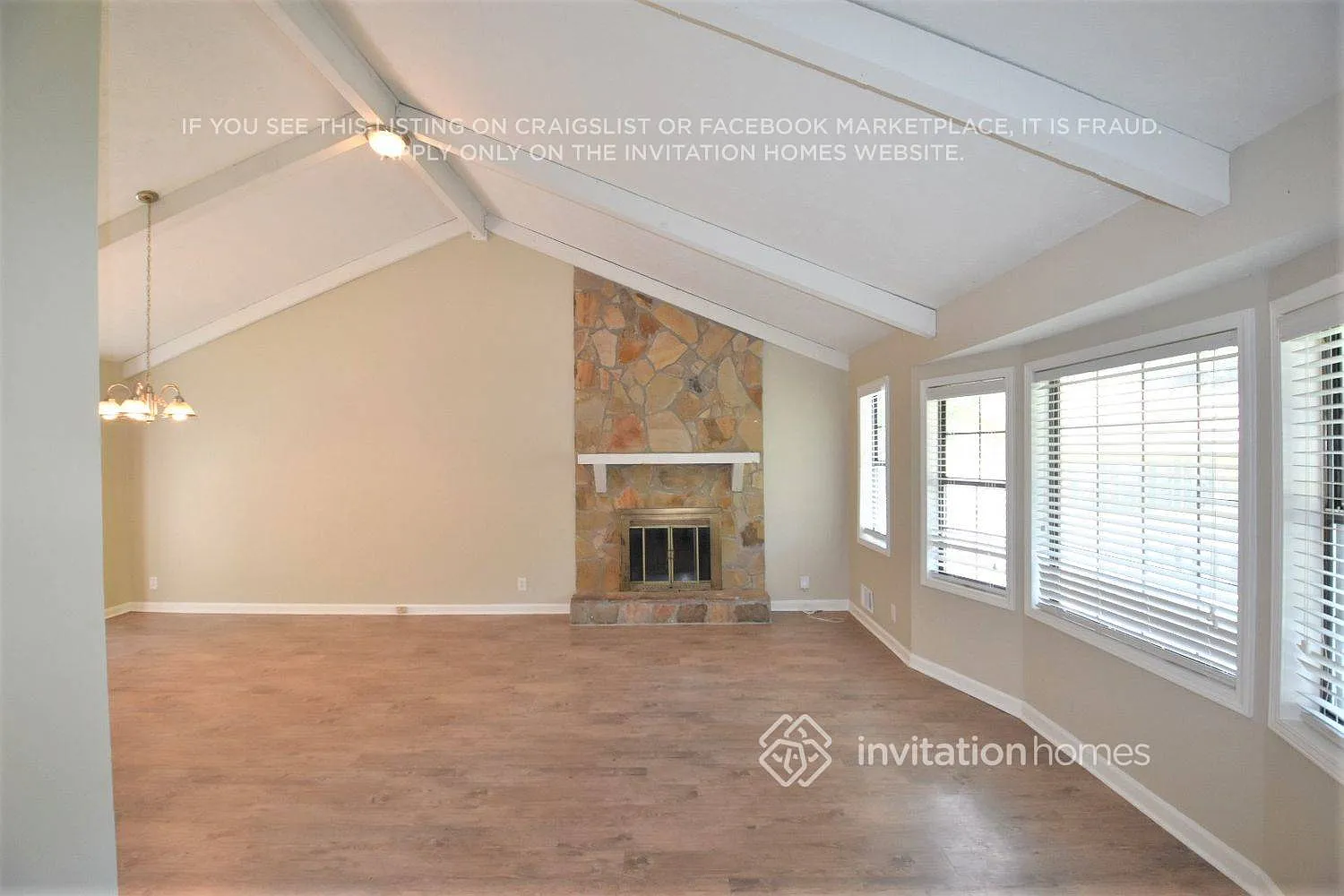 1617 Eric Cir Lawrenceville, GA 30043 — Photo 2
