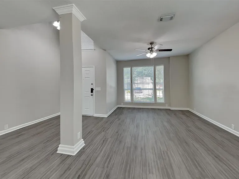 18706 Woodglen Shadows Dr — Photo 4