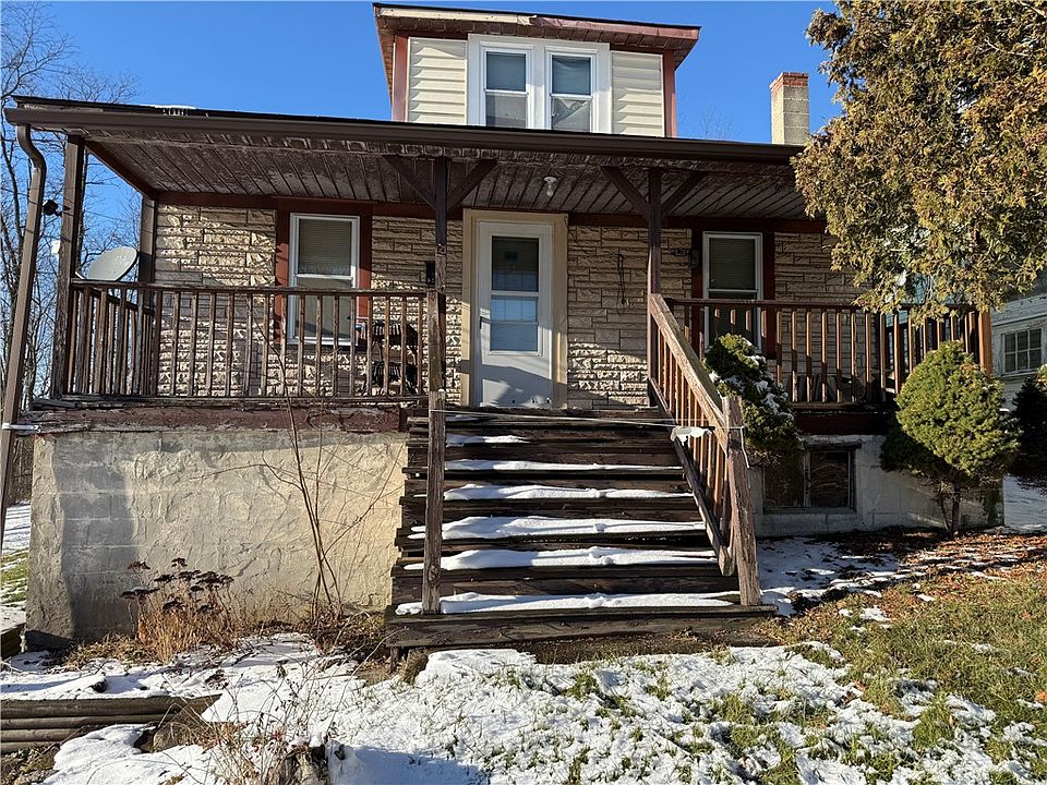 1st image of 922 Carbon Ave