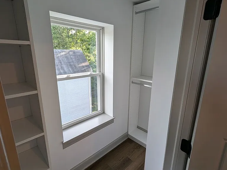 3611 Newton Ave — Photo 15
