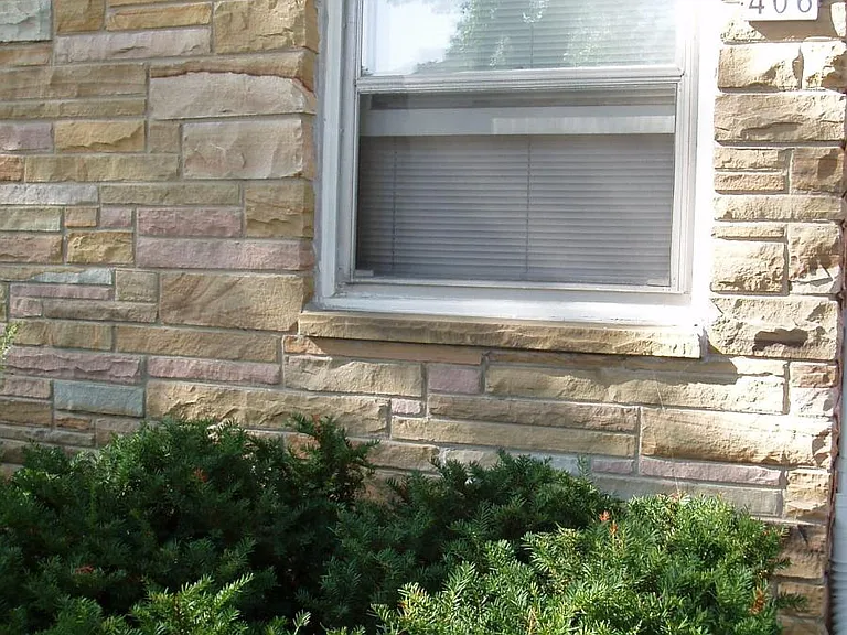 406 E Henry Clay St — Photo 14