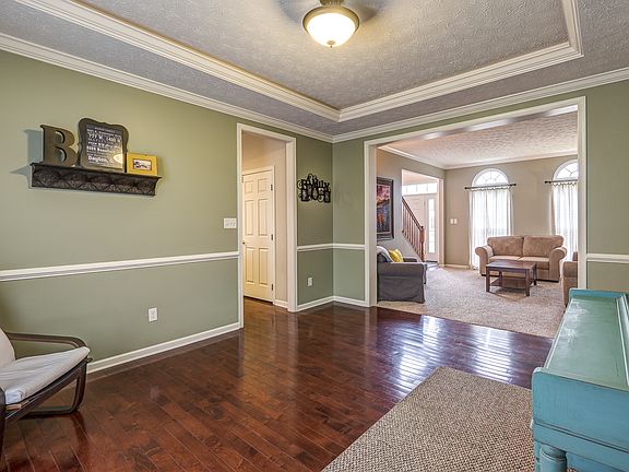 5th image of 242 Summerford Pl