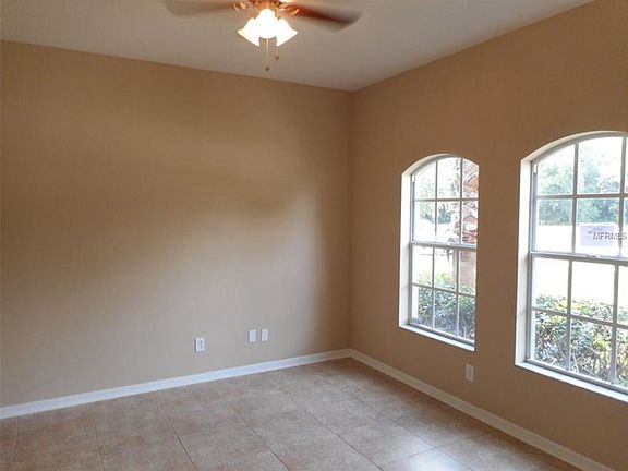 2nd image of 1204 Gordon Oaks Dr