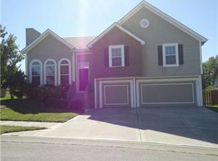 3819 NW Old Stagecoach Rd, Kansas City, MO 64154