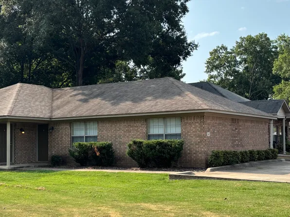 560 2nd Ave #A, Conway, AR 72032