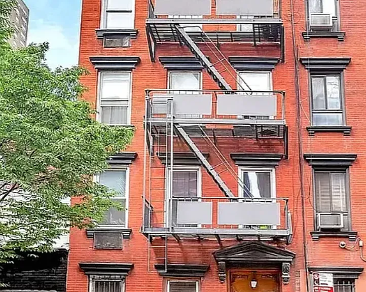 465 W 49th St #1B — Photo 7