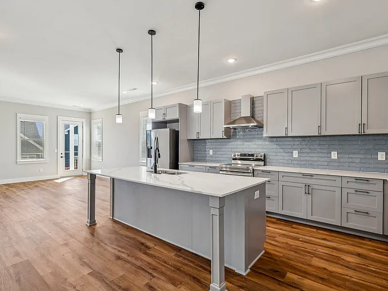 Chartwell Commons at Beechcroft — Photo 39