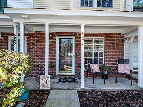 2nd image of 8097 Shadow Oak Dr