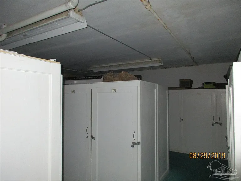 201 S Stillman St #401 — Photo 17