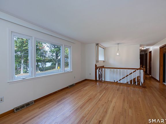 3rd image of 555 Roses Mill Road