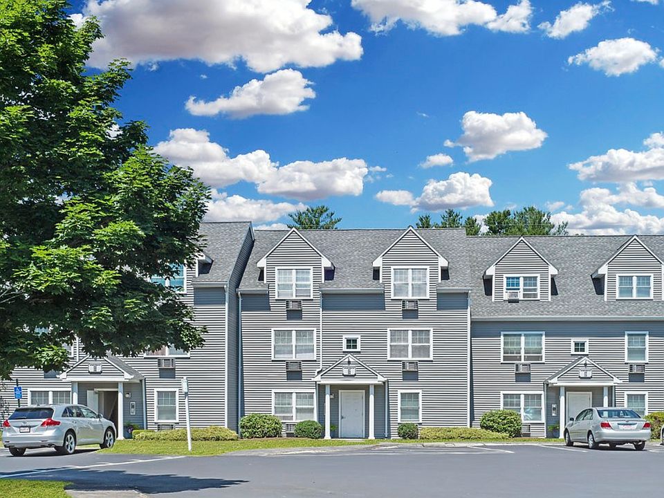 2nd image of 64 Franks Ln #406