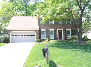 16 Harrow Ct, Sterling, VA 20165