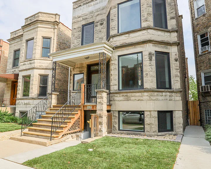 2230 W Wilson Ave #G — Photo 1