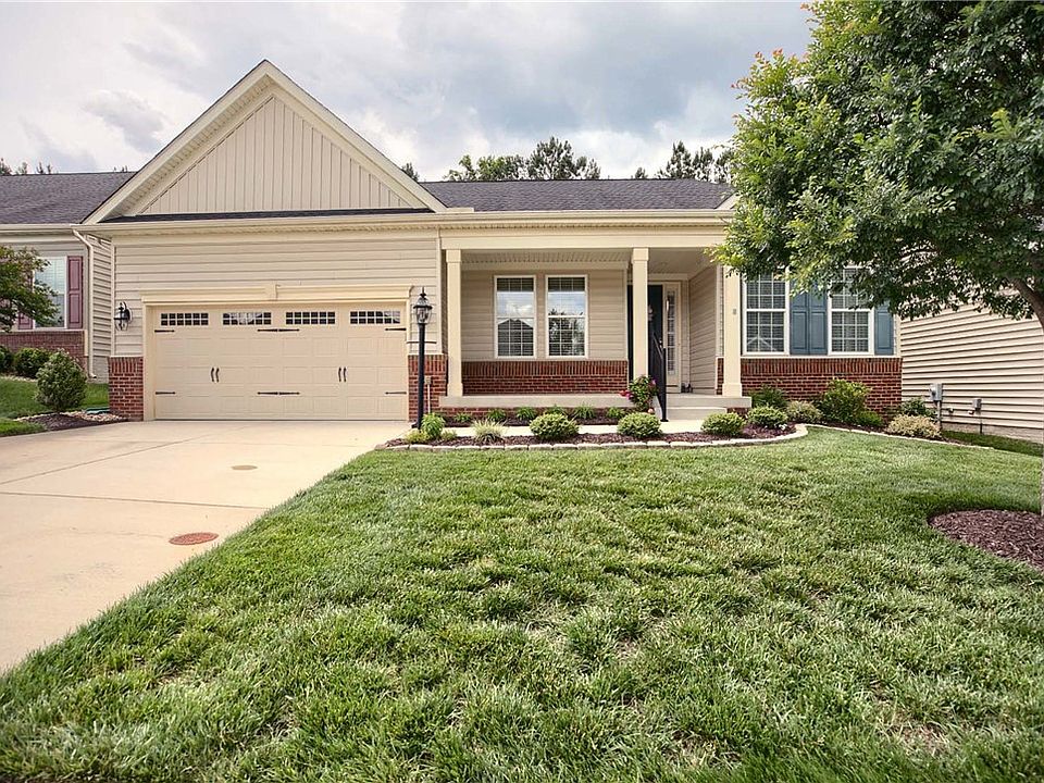 1st image of 3839 Isaac Cir