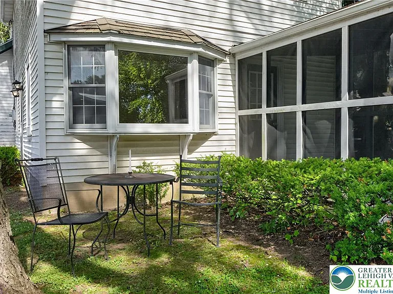 1226 Trexlertown Rd — Photo 4