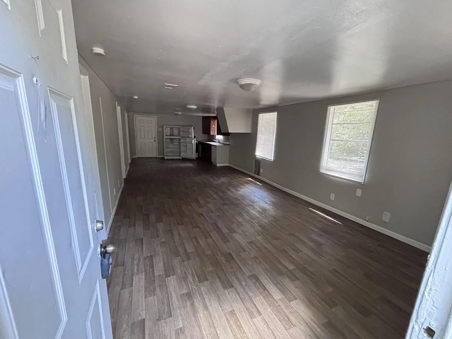 2 bed, 1.0 bath, 816 sqft, $1,150 — Photo 4