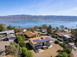 1096 Blue Ridge Dr, Napa, CA 94558