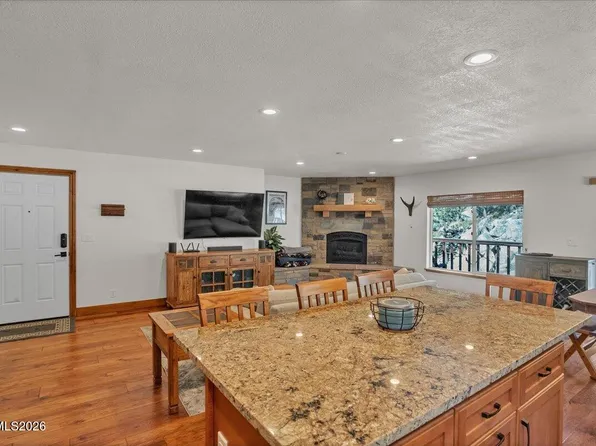 718 Kingsbury Grade #B, Minden, NV 89449