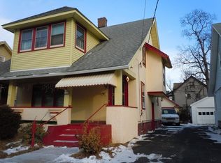 25 Itendale St, Springfield, MA 01108