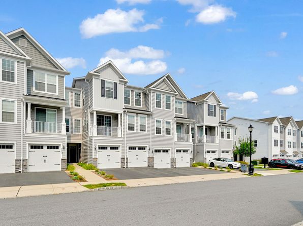 124 Sequoia Dr