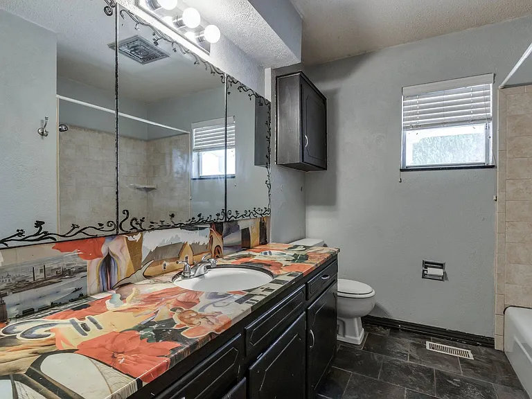 11007 Greystone Ave — Photo 25