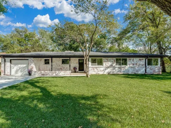 930 N Roosevelt Ave, Wichita, KS 67208