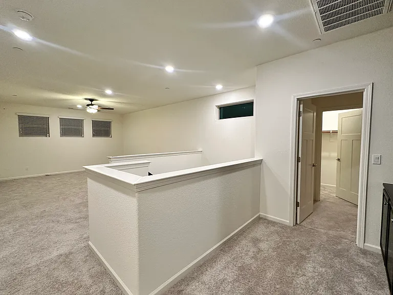 Vino Verde Ct — Photo 16