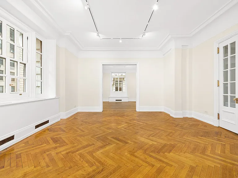 2109 Broadway #340/341 — Photo 16