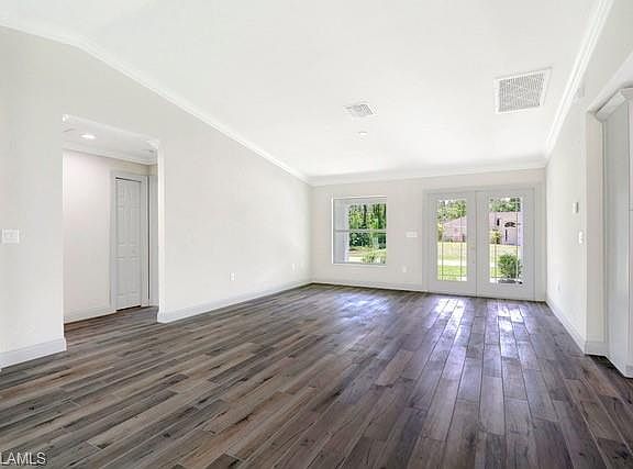 3rd image of 2552 NW 20th Pl