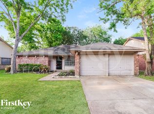 13323 Oak Ledge Dr, Houston, TX 77065