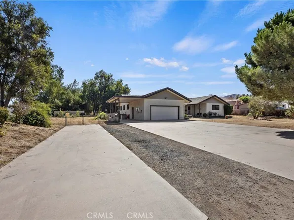 19808 Gustin Rd, Perris, CA 92570