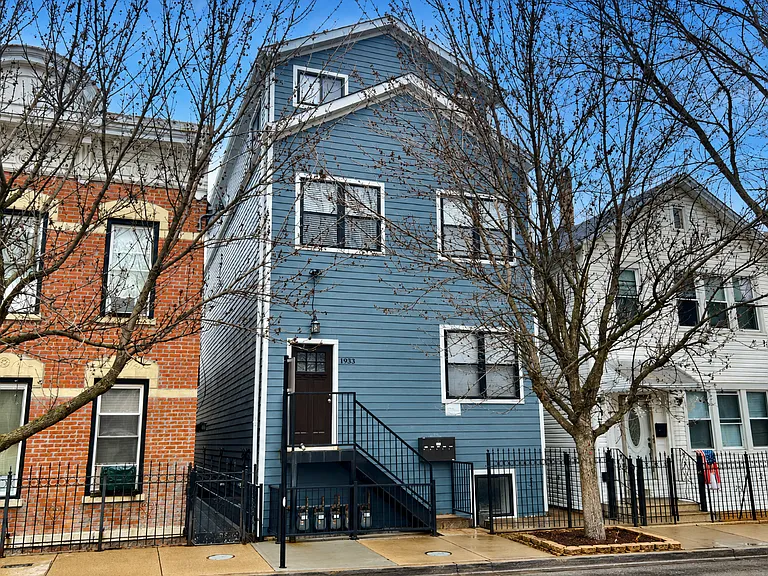 1933 S May St #GF — Photo 11