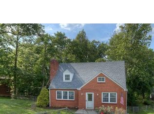 855 Sherwood Rd, Charleston, WV 25314