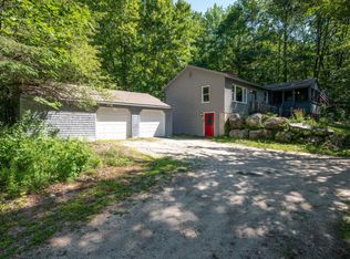 162 Egypt Rd, Raymond, ME 04071