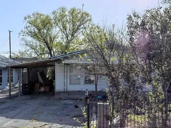 4459 Hemphill St, Fort Worth, TX 76115