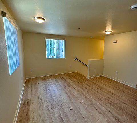 5th image of 5706 S Saint Andrews Pl