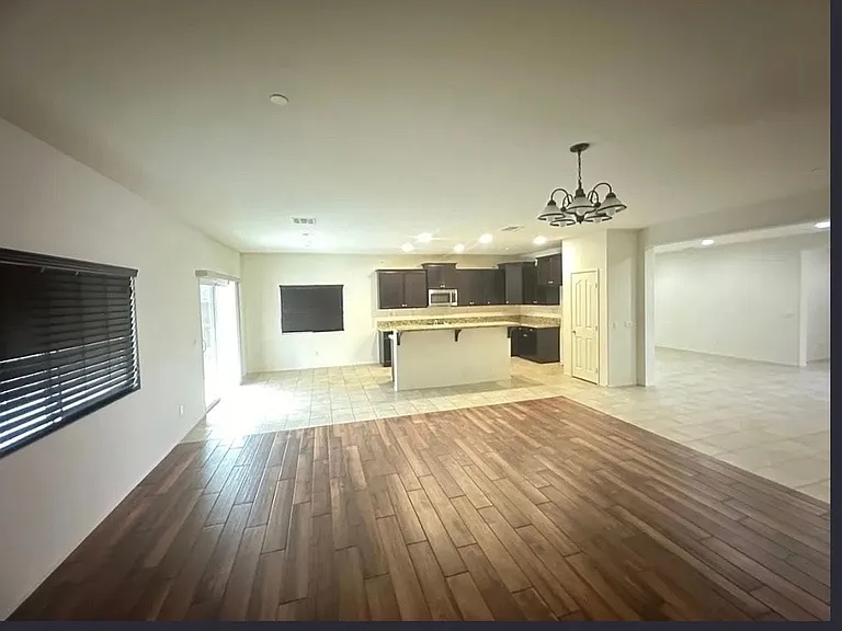 14245 Tierra Del Sur St — Photo 11