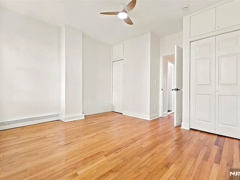 85 Union St — Photo 11