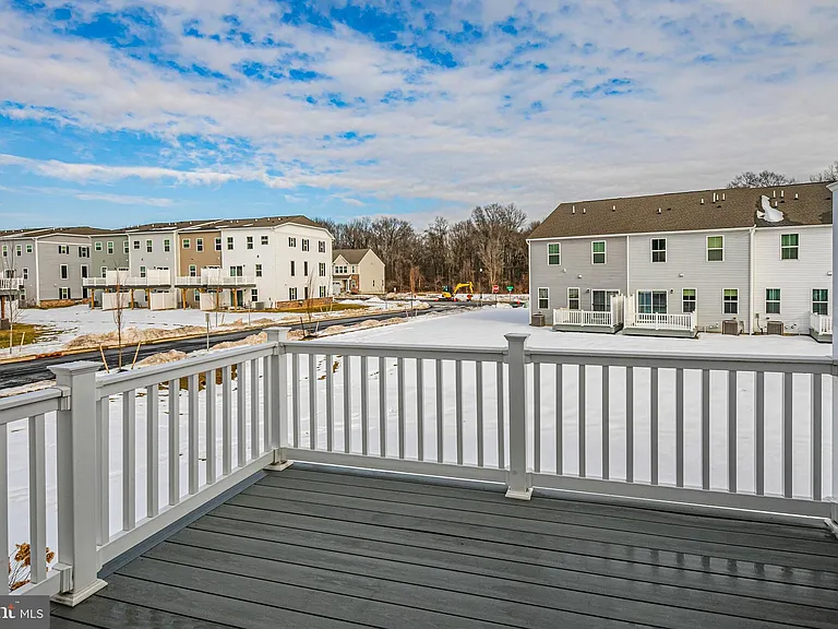 2410 Lenox Dr — Photo 31