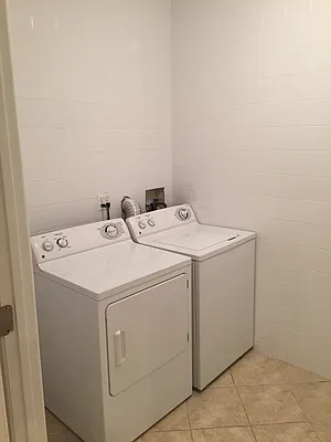 Rented by Bezell Group | media 23