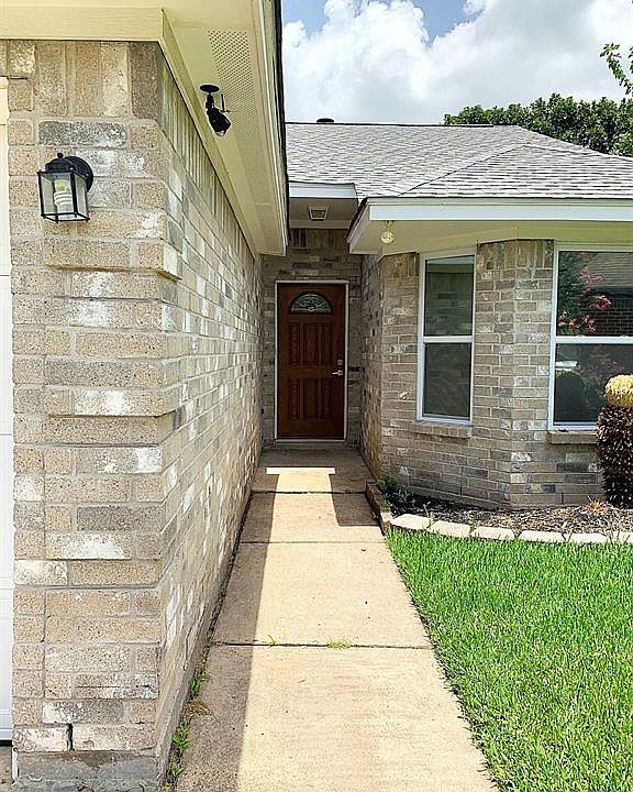 1st image of 20502 Blue Beech Dr