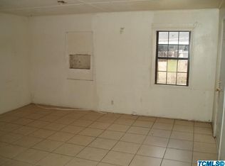 209 Saint Johns, Woodlake, CA 93286