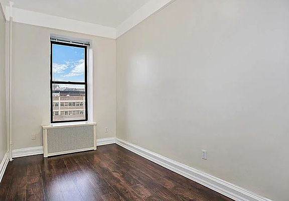 3rd image of 112 W 121st St APT 7