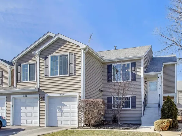 2122 Southwind Cir #8-4, Schaumburg, IL 60194